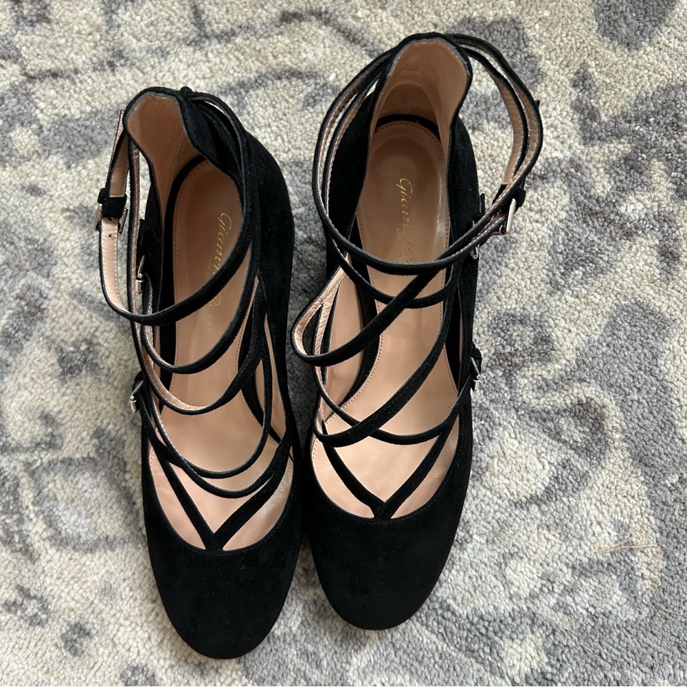 🖤 Gianvito Rossi Black Suede Strappy Block Heel Pumps with Box - Picture 4 of 14